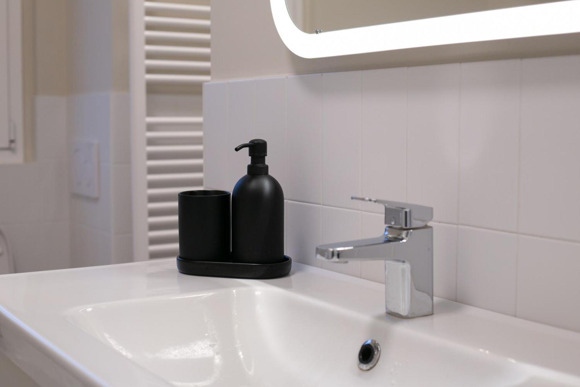 Dreams Exclusive With Terrace - Free Parking - M1 Station - Near Center Appartement Milaan